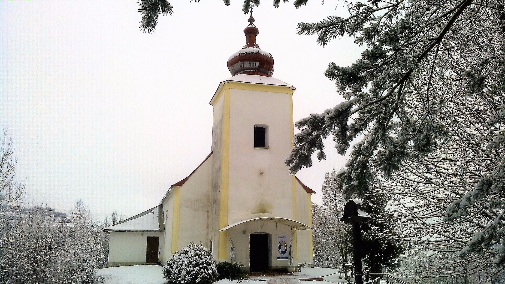 ĽUBOVEC turistický sprievodca regiónom Šariš